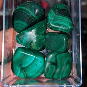 Malachite tumble